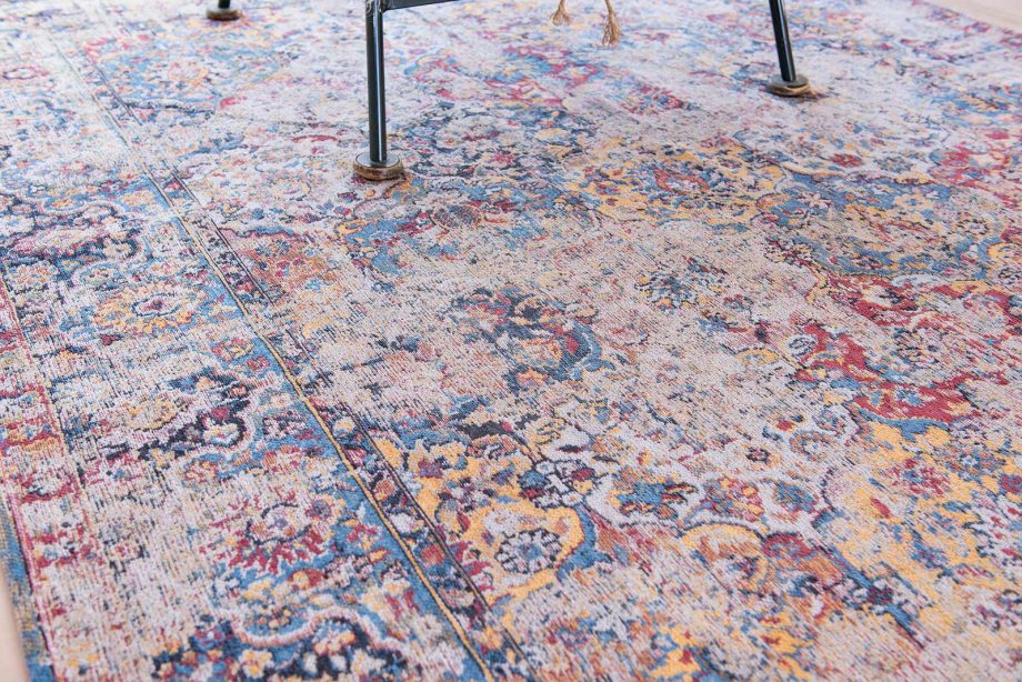 tapis Louis De Poortere CA 8713 Antiquarian Antique Bakthiari Khedive Multi interior 2