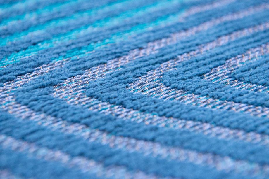 Louis De Poortere tapis CA 9225 Meditation Coral Blue Lagoon zoom 2