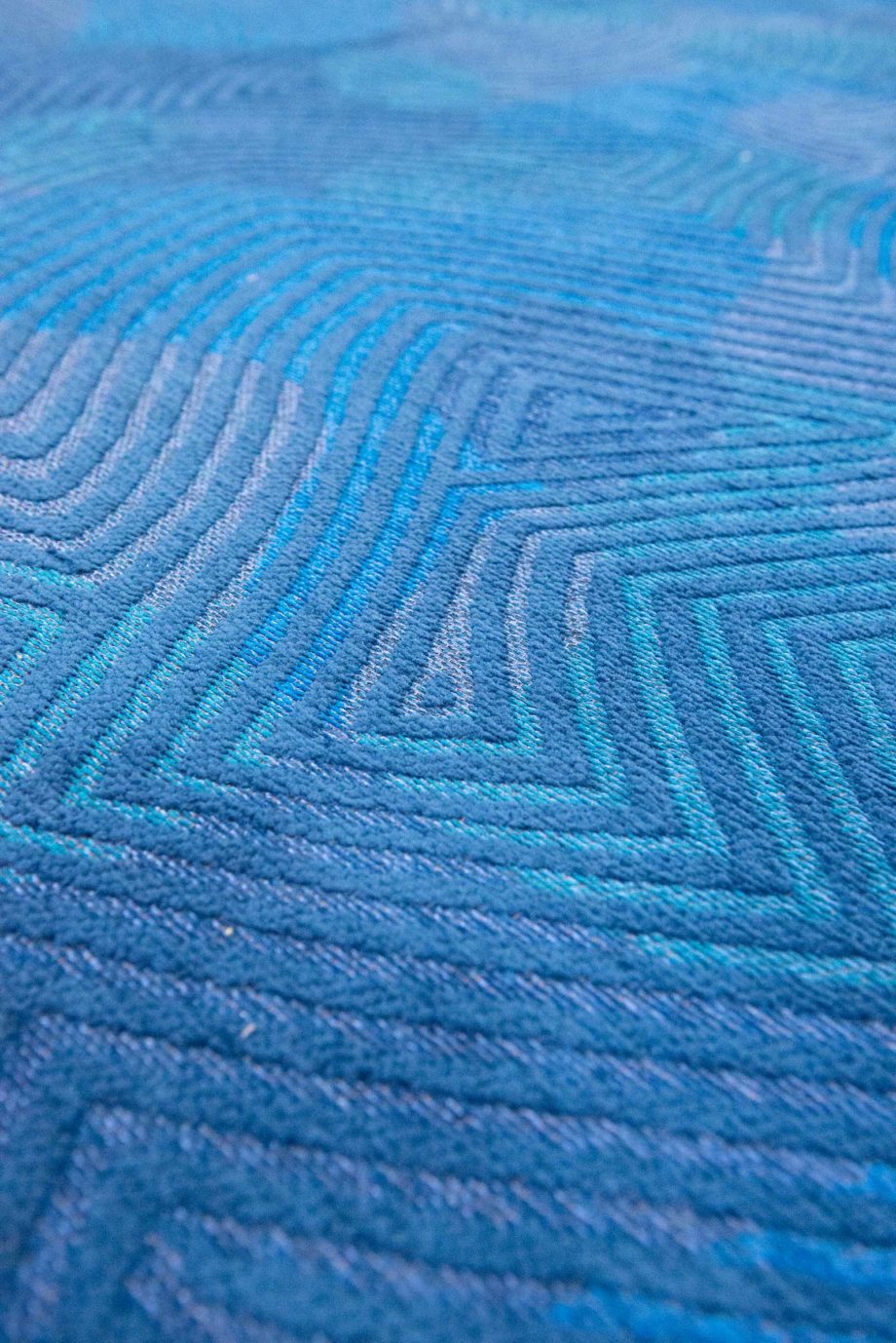 Louis De Poortere tapis CA 9225 Meditation Coral Blue Lagoon zoom 3
